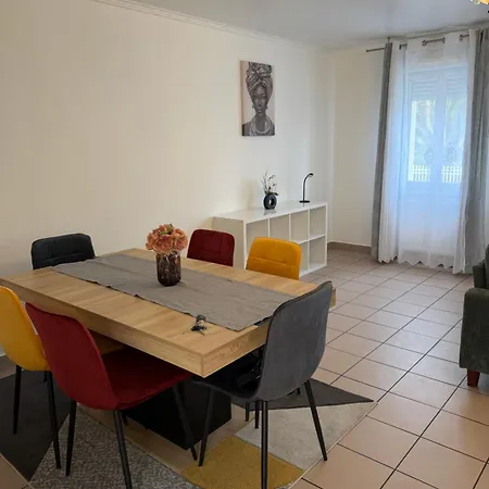 Maison Familiale Дом отдыха Гонес